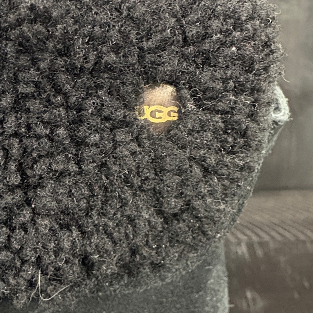 UGG Black Women's Kyra wedge boots - Picture 6 of 7